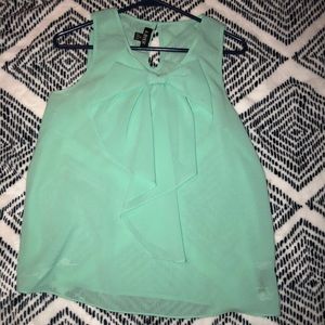 Teal sleeveless shirt